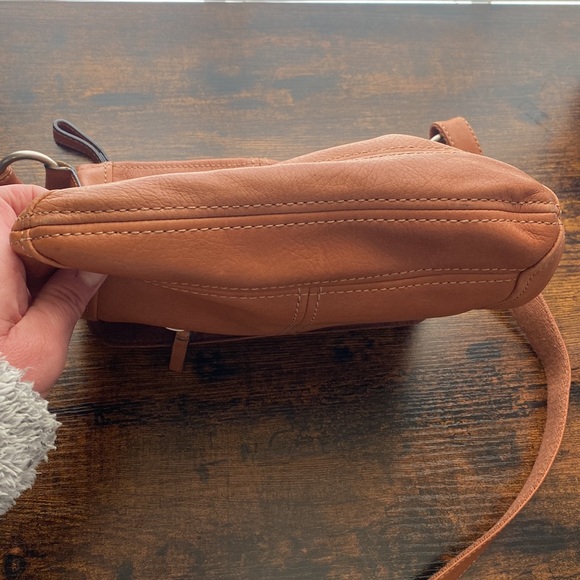 Fossil Crossbody bag. - Picture 8 of 16